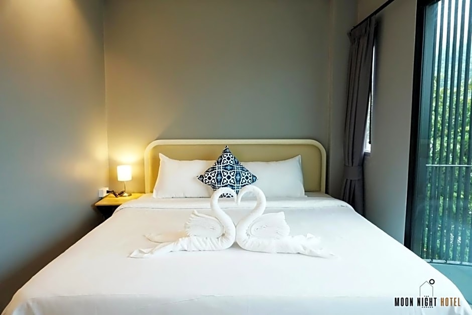 The Moon Night Ao Nang Hotel