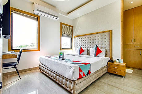 FabHotel Naman Palace