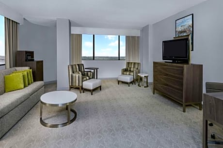 One-Bedroom Executive King Suite