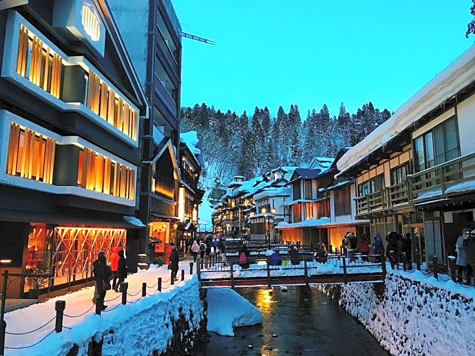 Takinoyu Hotel