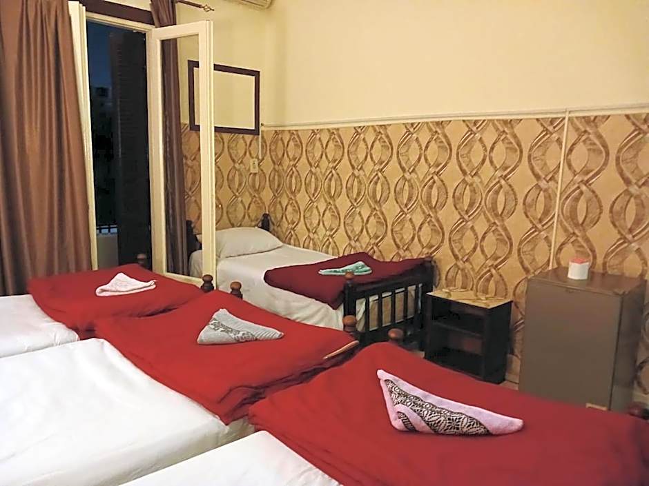 New Palace Hotel