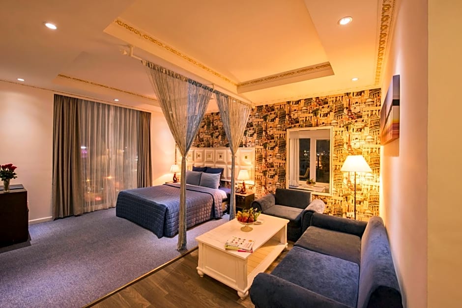 Golden Crown Hotel – Ho Chi Minh City, 
