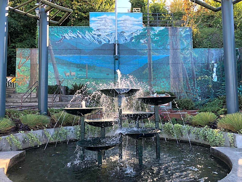 Port Angeles Inn