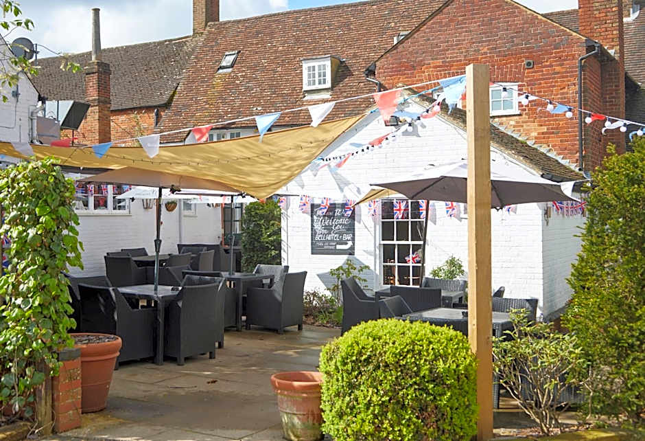 The Bell Hotel Woburn By Greene King Inns