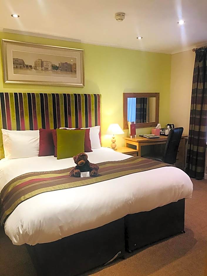 Clarence Court Hotel