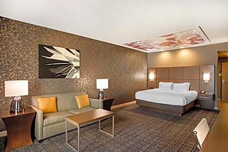 King Room with Sofa Bed - Non-Smoking