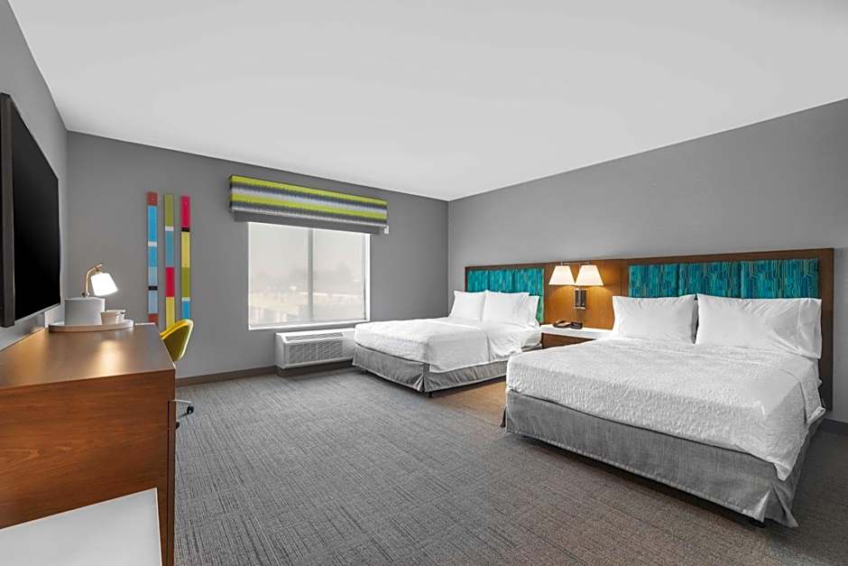 Hampton Inn & Suites Bakersfield Central