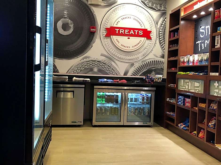 Hampton Inn By Hilton Alexandria-Old Town/King St. Metro