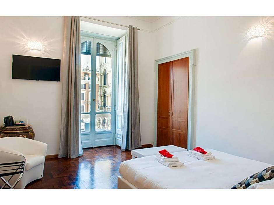 Lh Royal Suites Terrace