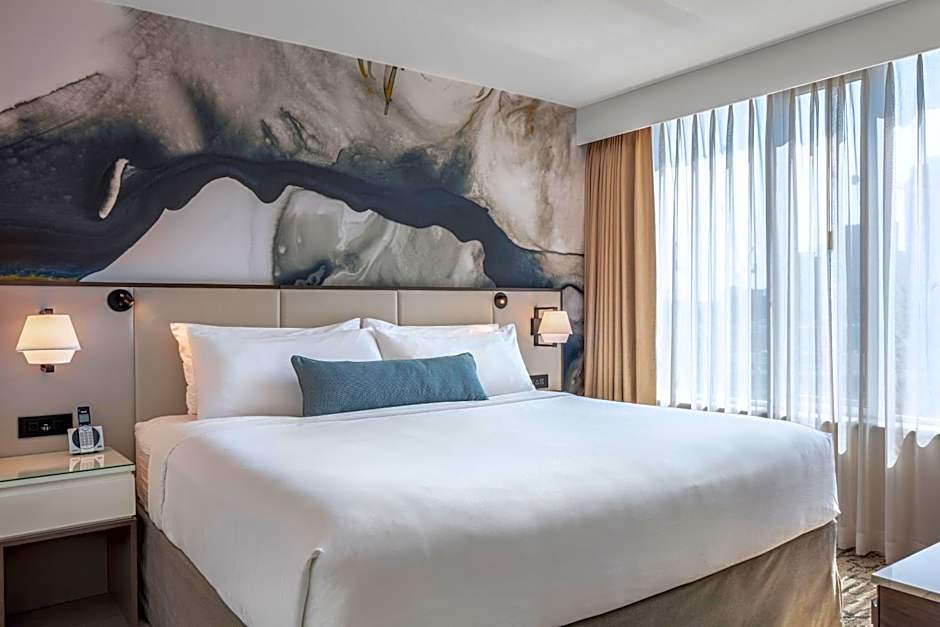 Delta Hotels by Marriott Vancouver Downtown Suites