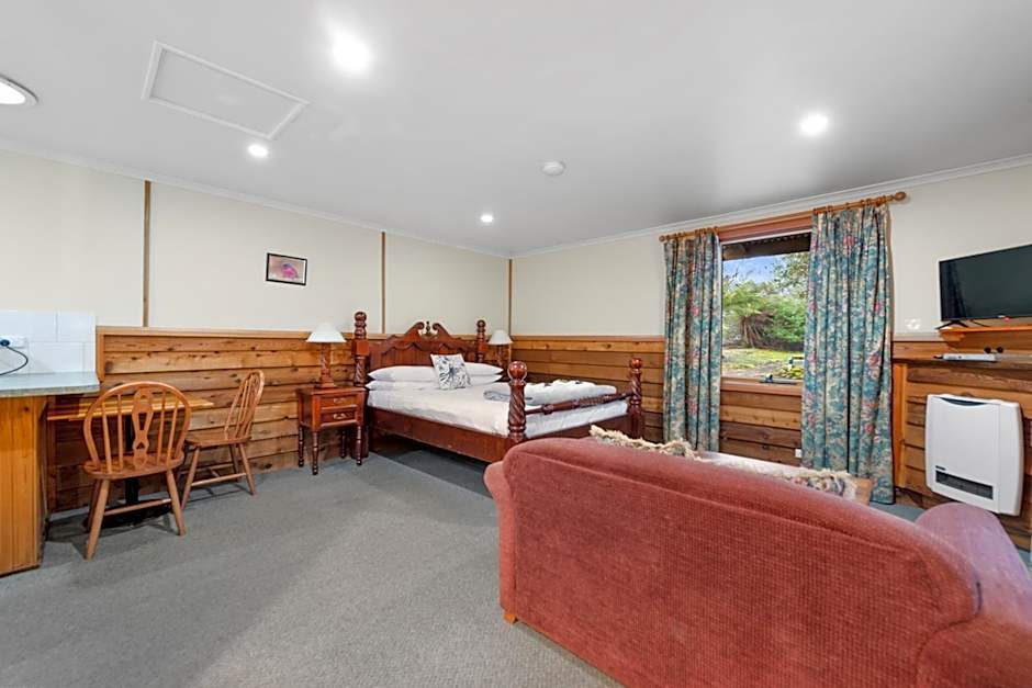 Photo 1 of 10 of Deluxe Suite