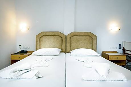 Triple Room with Sea View