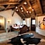 Swiss-Chalet Merlischachen - Historik Chalet-Hotel Lodge