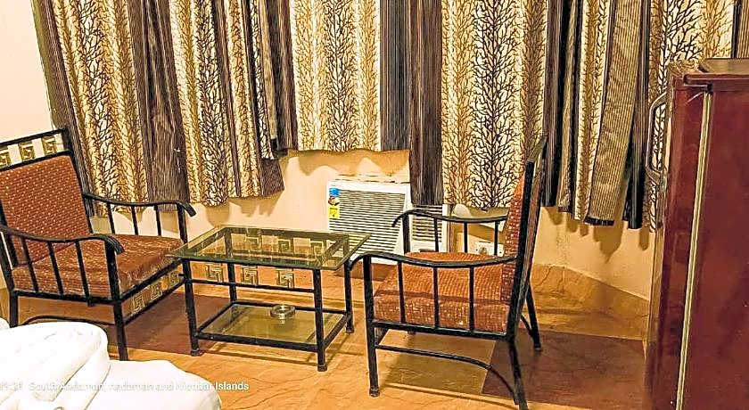 The Kingdom Hotel - Havelock Island