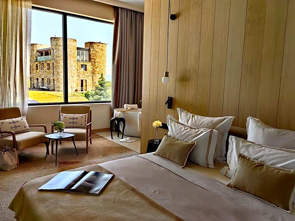 Chateau Copsa Complex