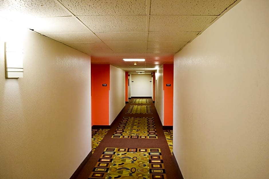 Motel 6-Springfield, OH