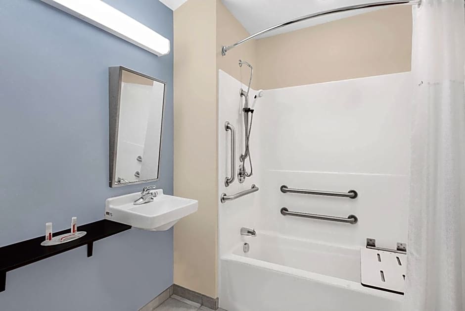 Microtel Inn & Suites By Wyndham Waynesburg