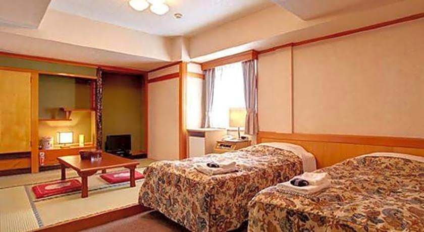 Okinawa Sunplaza Hotel