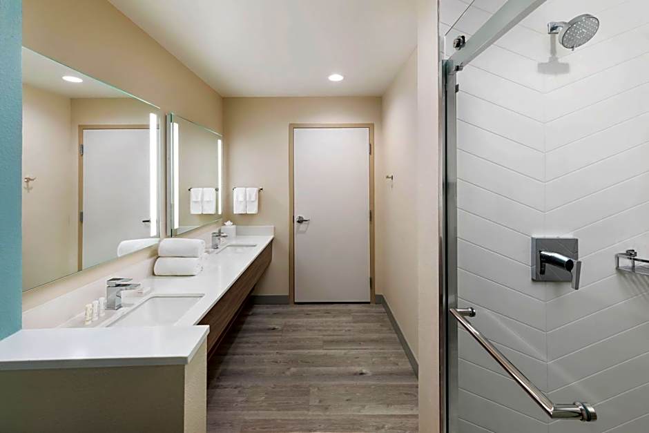 Fairfield by Marriott Inn & Suites Marathon Florida Keys