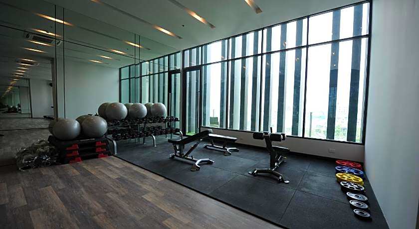 Oakwood Hotel & Residence Sri Racha