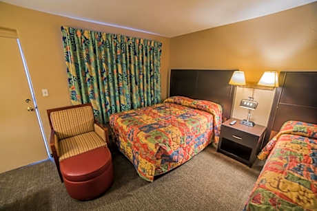 Deluxe Inn