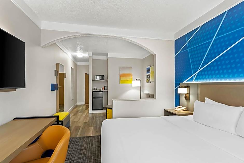 Comfort Suites Clackamas