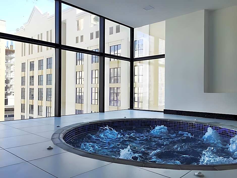 Belle Tower Luxury Apartments