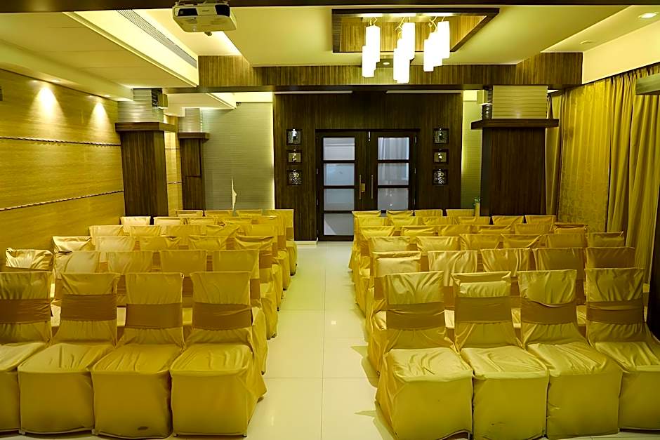 Hotel Alka Residency