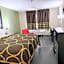 Super 8 by Wyndham Fond Du Lac