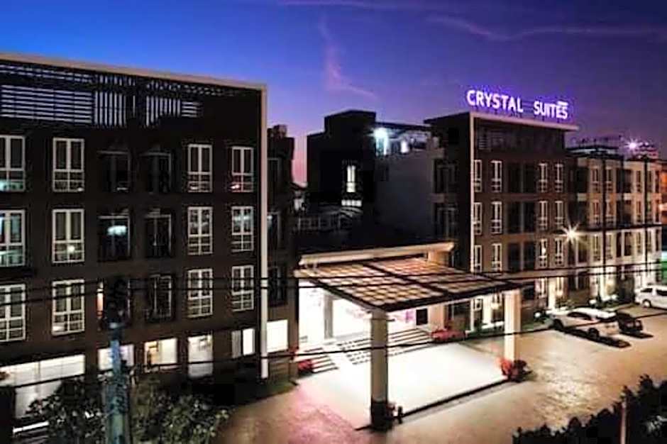 Crystal Suites Suvarnbhumi Airport