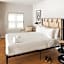 Sosuite at The Vine - Old City
