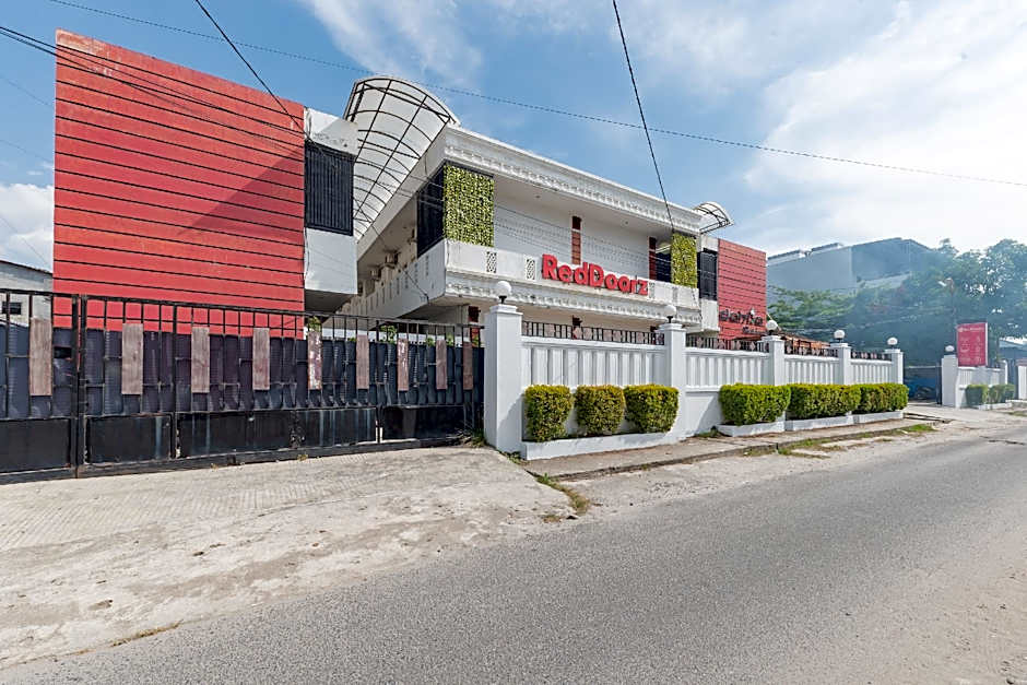RedDoorz near UIN Sumatera Utara Medan