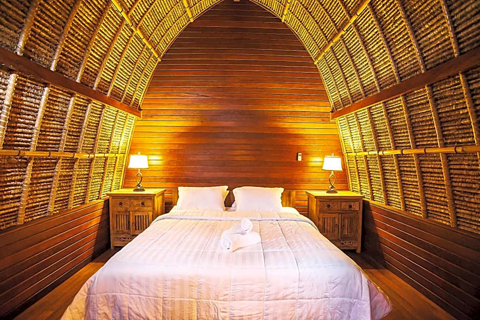 Sukanusa Luxury Huts