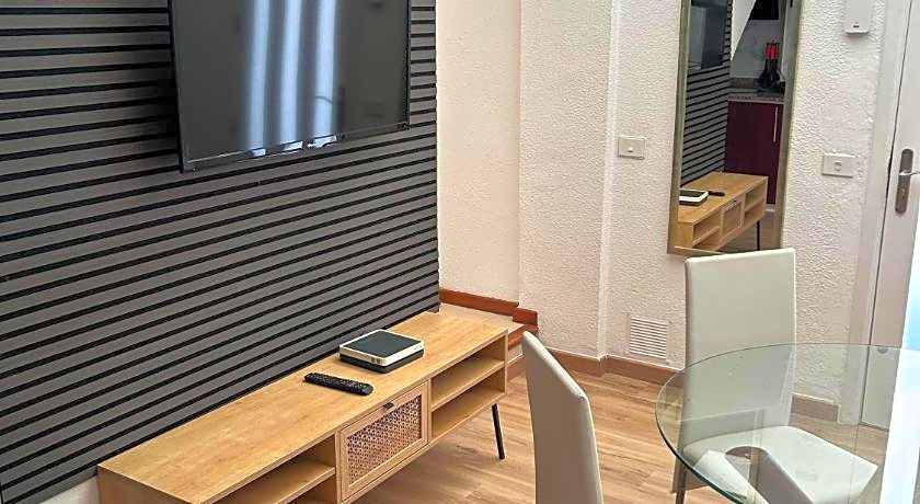 Apartamentos Alondras Park