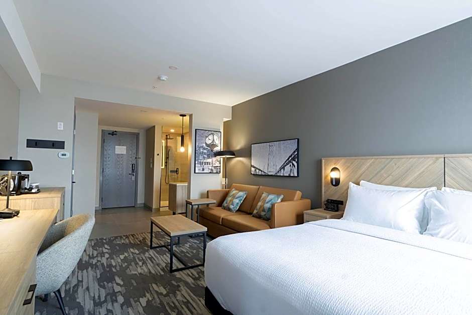 Sandman Signature Dartmouth Hotel & Suites