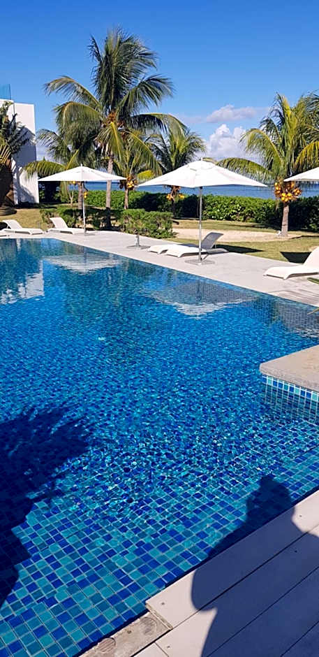 Cap Ouest Luxury Beachfront