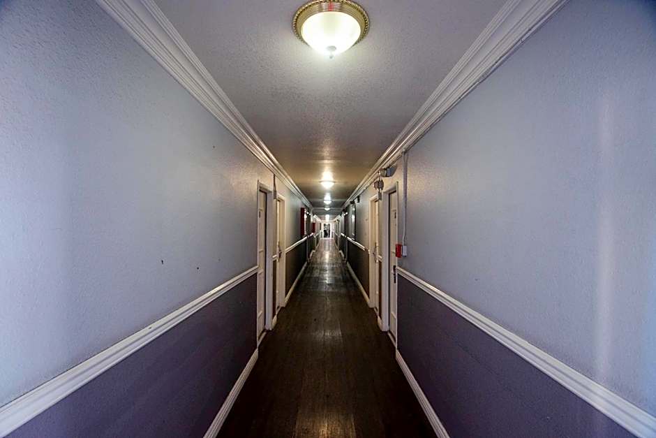 Super 8 by Wyndham Las Vegas North Strip/Fremont St. Area