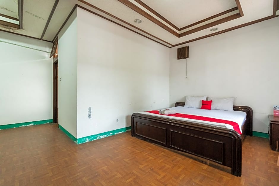 RedDoorz Syariah near Kawasan Saribu Rumah Gadang Solok Selatan