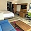 Holiday Inn Express & Suites Moore By IHG