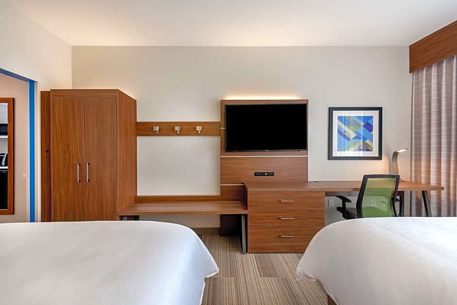 Holiday Inn Express & Suites Santa Ana - Orange County