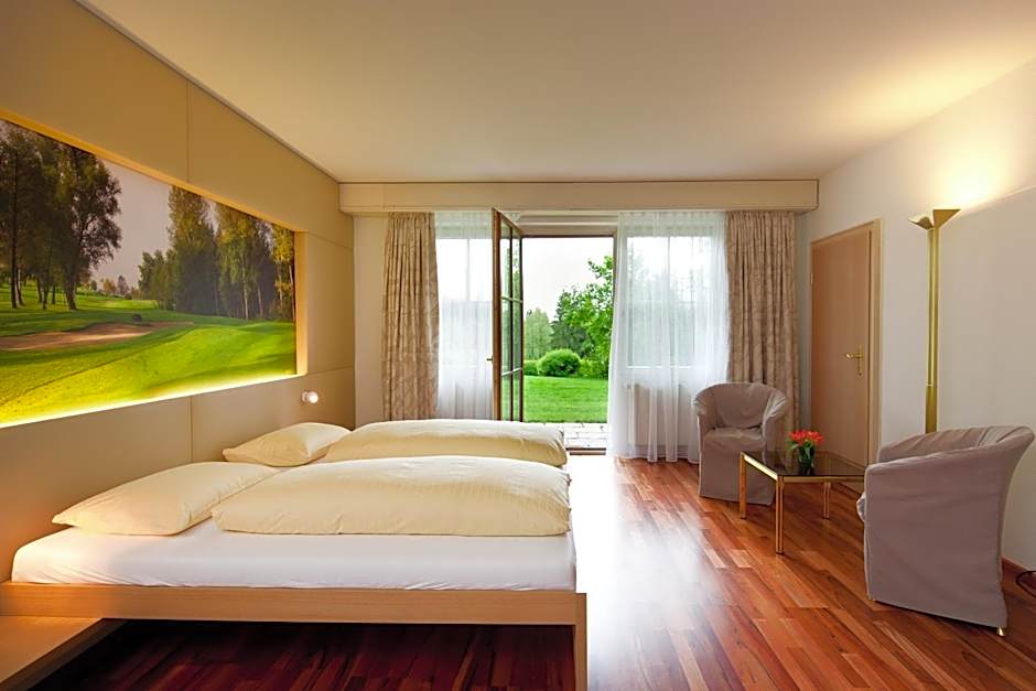Golfhotel Bodensee by Michael Ritter
