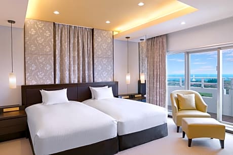 Executive Japanese Junior Twin Suite with Ocean View
