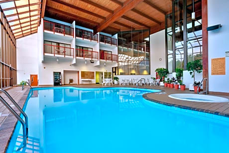 Doubletree By Hilton Mt. Vernon