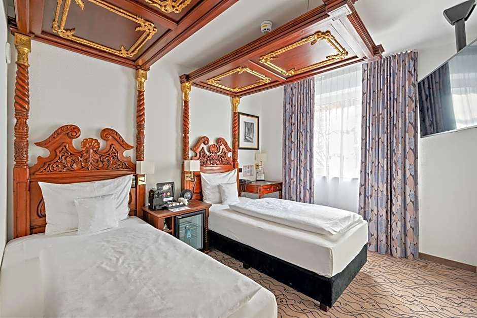 King's Hotel Center Superior