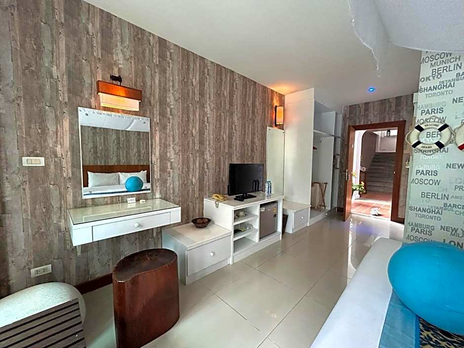 Benyada Lodge - Surin Beach