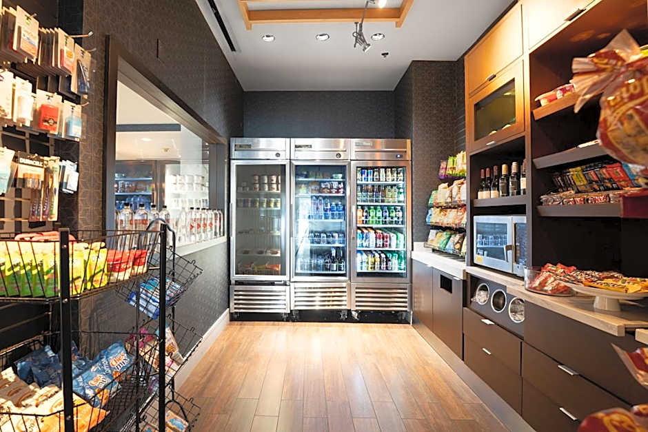 Courtyard by Marriott Los Angeles LAX/Century Boulevard