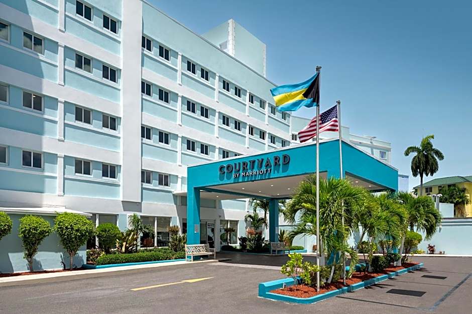 Courtyard by Marriott Nassau Downtown/Junkanoo Beach