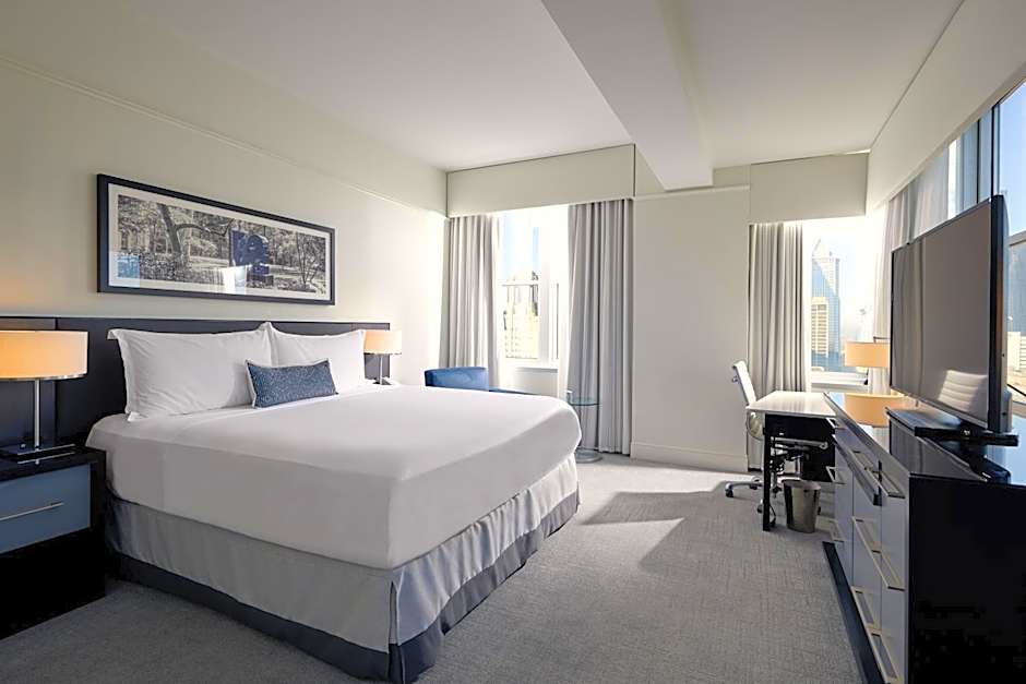 Loews Philadelphia Hotel