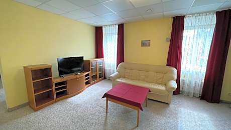 Standard Double Suite