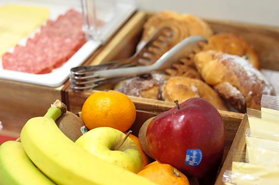 Les Suites Bari BED AND BREAKFAST